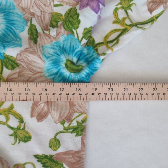 Talbots Sweater Cardigan Floral Sz. M Long Sleeve Button Front, Multicolor *Flaw - Picture 4 of 10